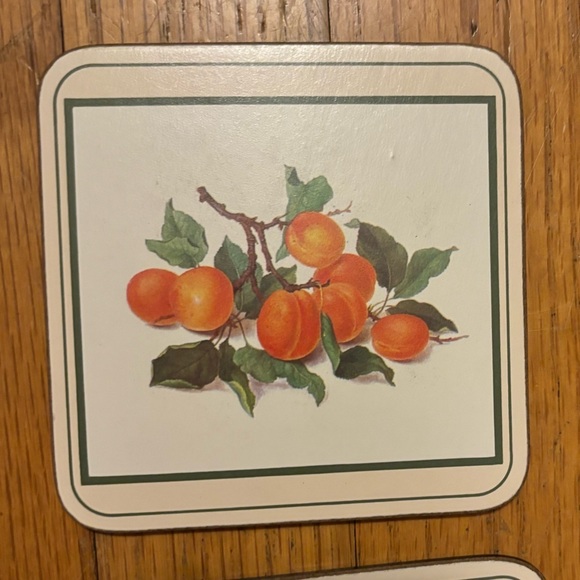 Set of 4 Royal Table Classic Fruit Hardboard Cork Back Coasters England - Picture 3 of 8